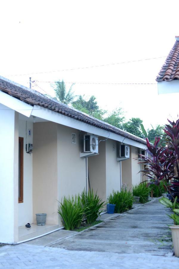 Reddoorz Syariah Plus Near Banyuwangi Airport מראה חיצוני תמונה