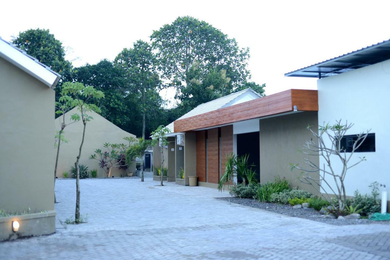 Reddoorz Syariah Plus Near Banyuwangi Airport מראה חיצוני תמונה